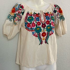 MEXICAN Peasant style blouse with embroidery size SMALL
